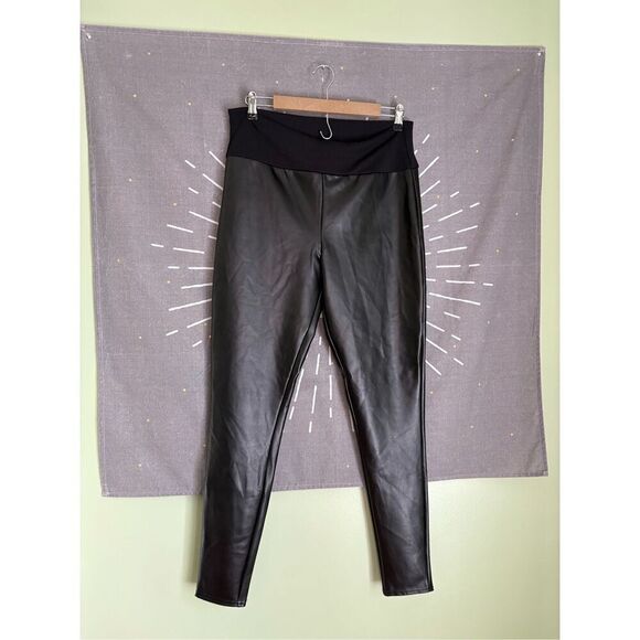 Assets By Spanx All Over Faux Leather Leggings - Picture 3 of 5